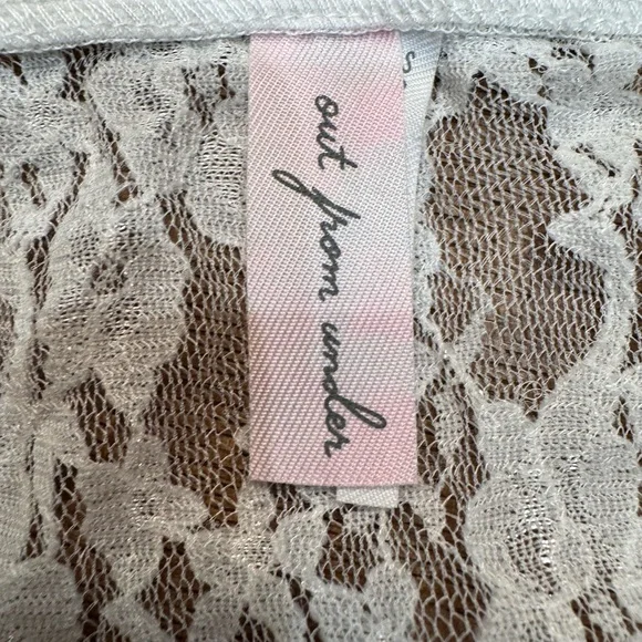 Urban Outfitters Lace slip - Picture 2 of 3